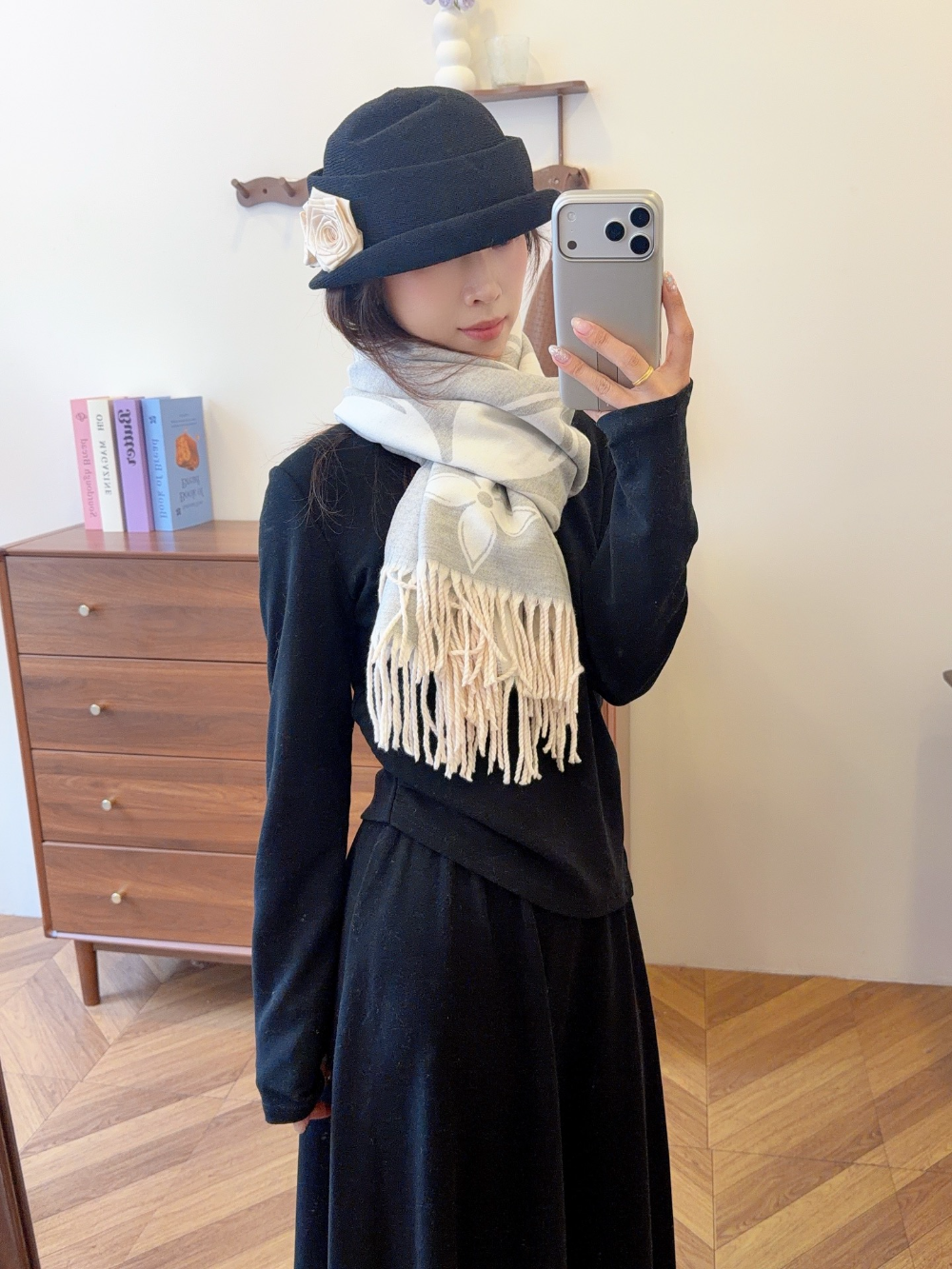 LEM531 new arrive  Hot sale black grey color fashion beautiful  scarf  for woman gift  to choose size 180*60cm