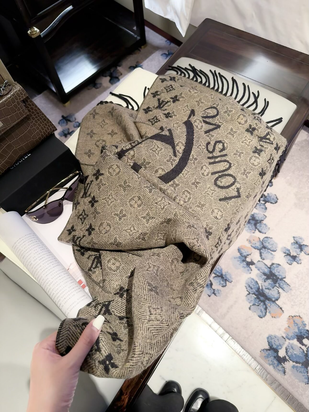 LEM604 new arrive  Hot sale grey khaki color fashion beautiful  scarf  for woman gift  to choose