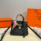 HEM121 The new fashionable and luxurious handbag features a classic flip-top design is elegant and versatile fully showcasing the charm of women It is the ideal gift choice 21*14cm