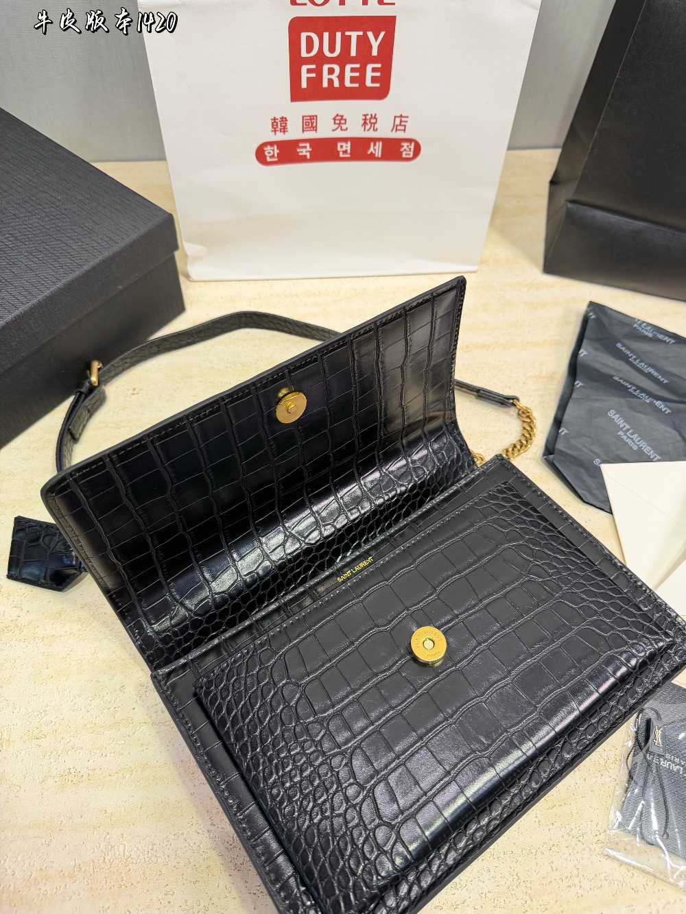 YLEM23 New arrive fashion black white brown bag for woman hands bag beautiful gift to choose gift 25*18cm