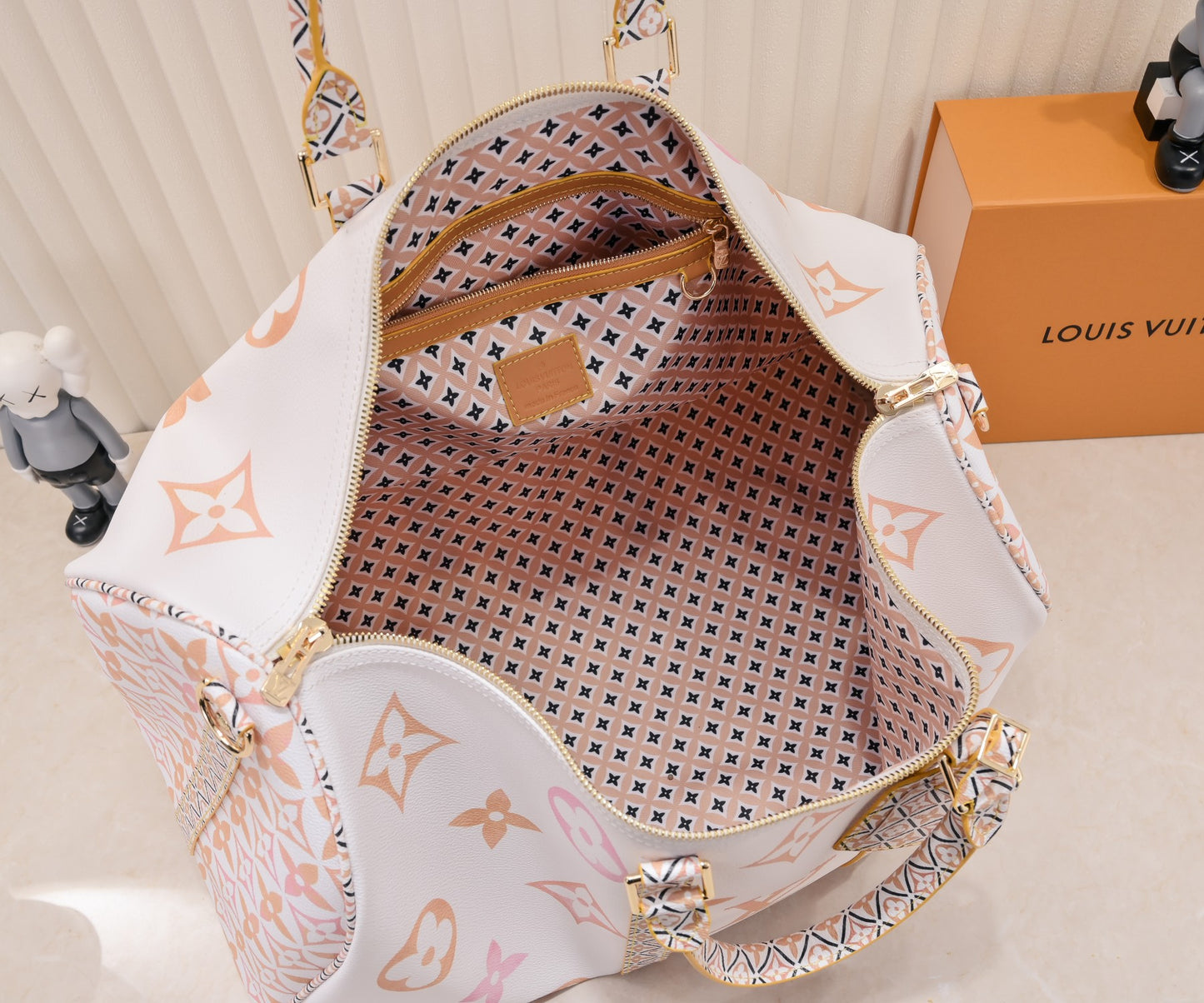 LEM371 New arrive fashion Travel design bag for woman beautiful gift to choose gift 50.0 x 29.0 x 23.0cm