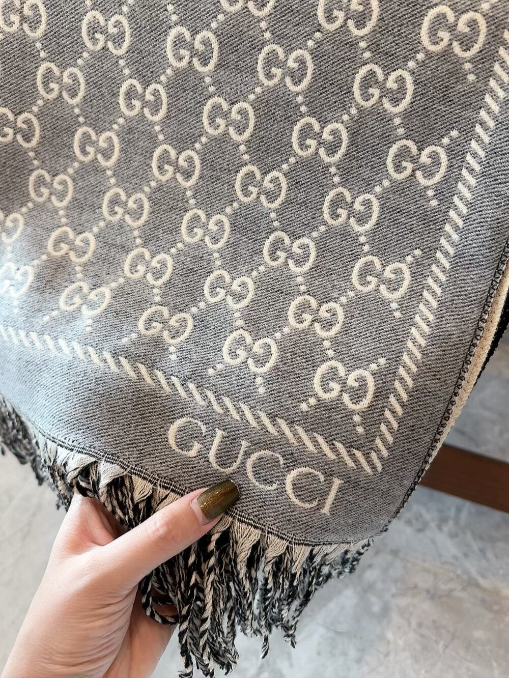 GEM125 new arrive  Hot sale 2color fashion beautiful  scarf  for woman gift  to choose no with box