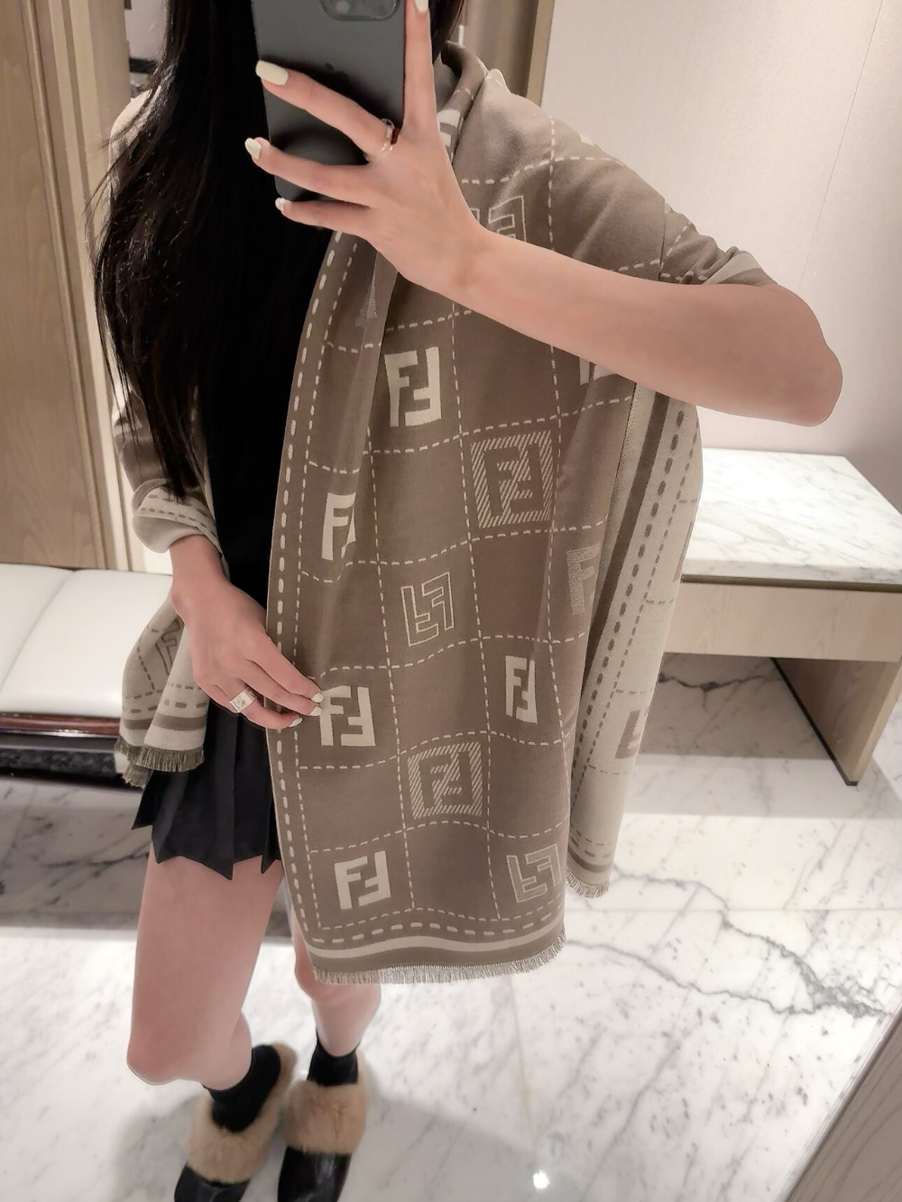 FEM31 new arrive  Hot sale brown black blue grey khaki color fashion beautiful  scarf  for woman gift  to choose