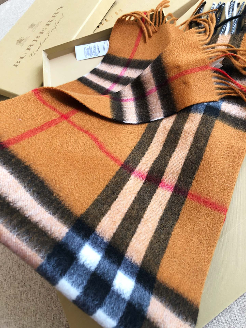 BUEM55 new arrive  Hot sale black pink brown color fashion beautiful  scarf  for woman gift  to choose 130*180
