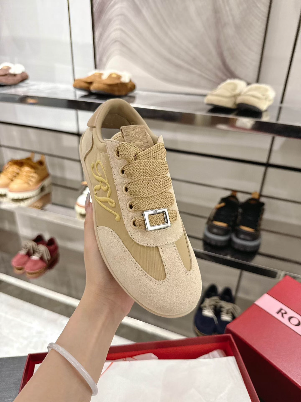 RV01 New fashionable black blue brown women's shoes  available in various colors beautiful slippers excellent gift items