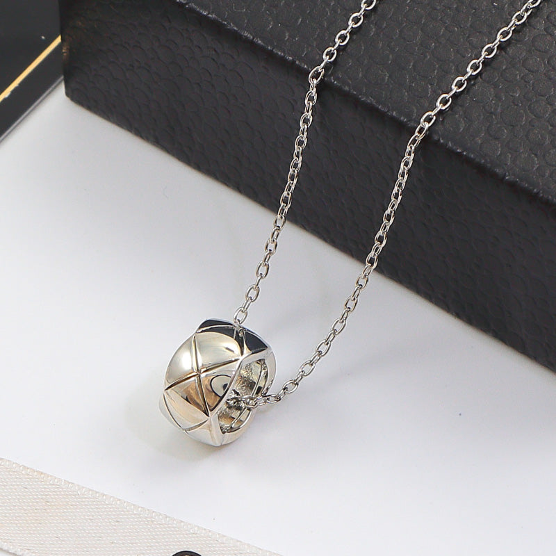 CEM233 New Arrive Fashion Diamond-patterned Necklace Necklce for Woman Titanium Steel Material Jewelry To Choose Gift