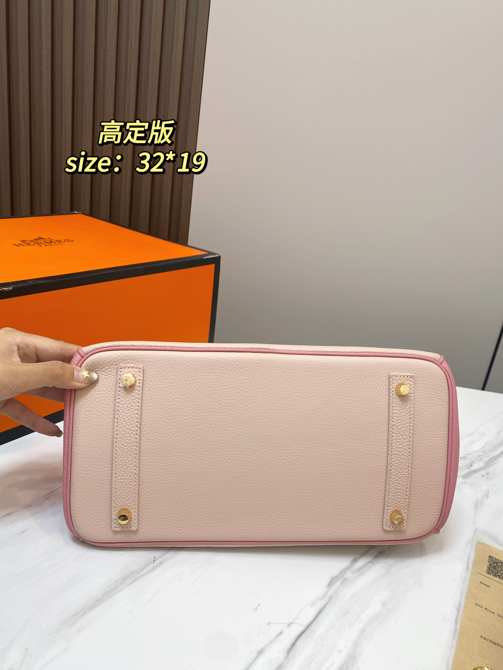 HEM120 New arrive fashion black white pink Ivory red brown Tan bag for woman hands bag beautiful gift to choose gift 32*19cm