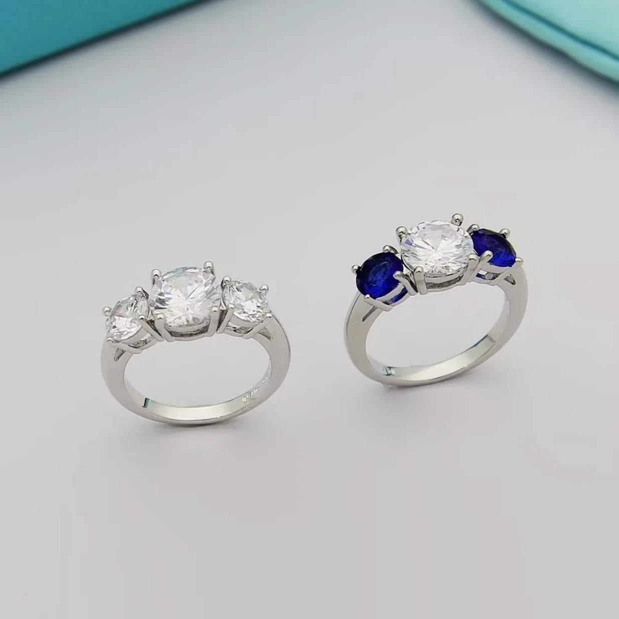 TEM37 Three-diamond Ring Couple White Diamond in Between Blue Diamond Ring Women's Diamond-studded Wedding Ring Women Couples Wedding Rings Bands Bague Femme