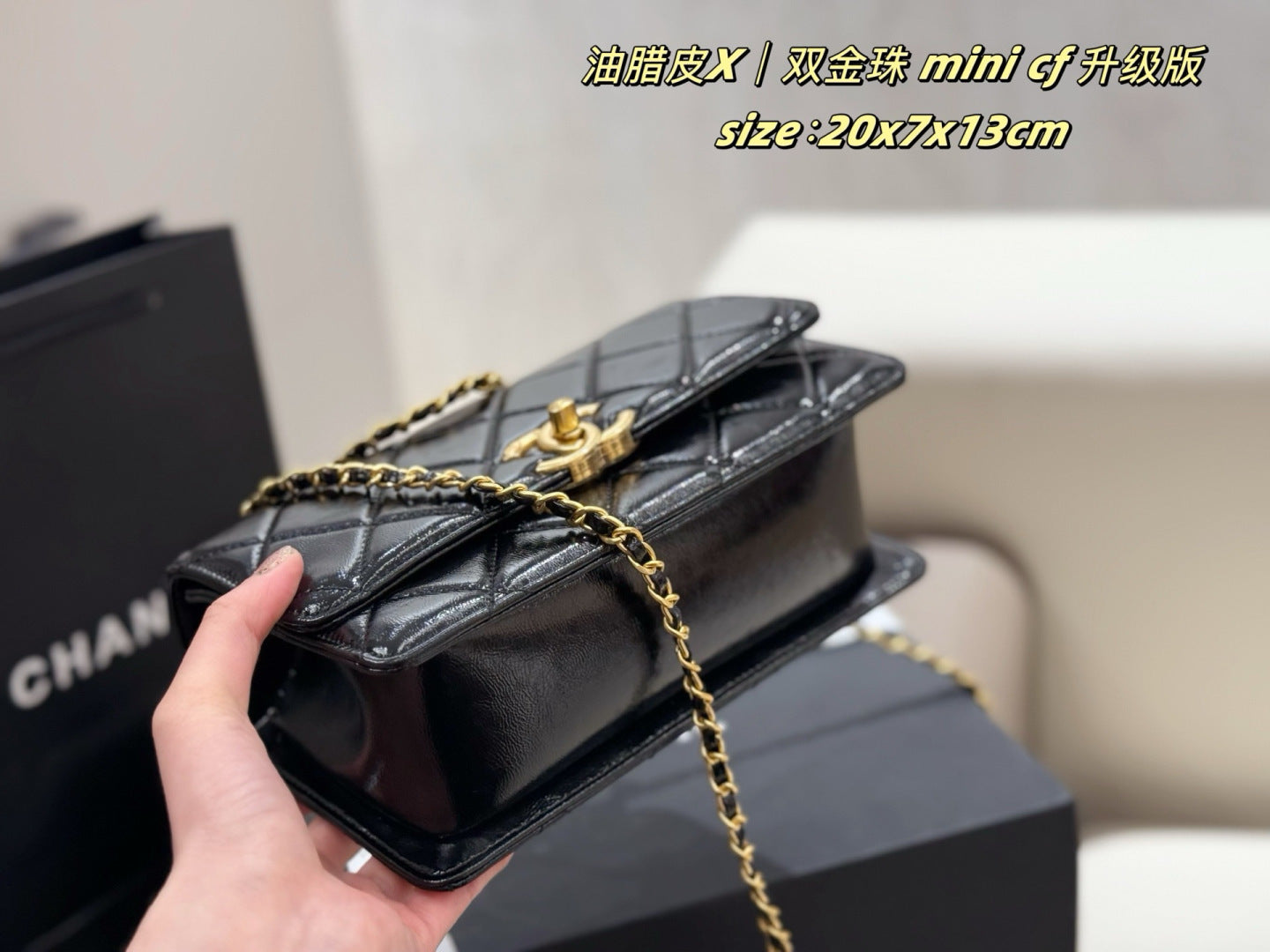 CEM242 New arrive fashion black white  red hand bag for woman beautiful gift to choose gift 20*3*17cm