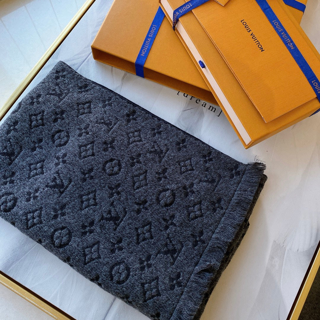 LEM325 new arrive Hot sale  black red gray color fashion beautiful scarf for woman men  gift to choose