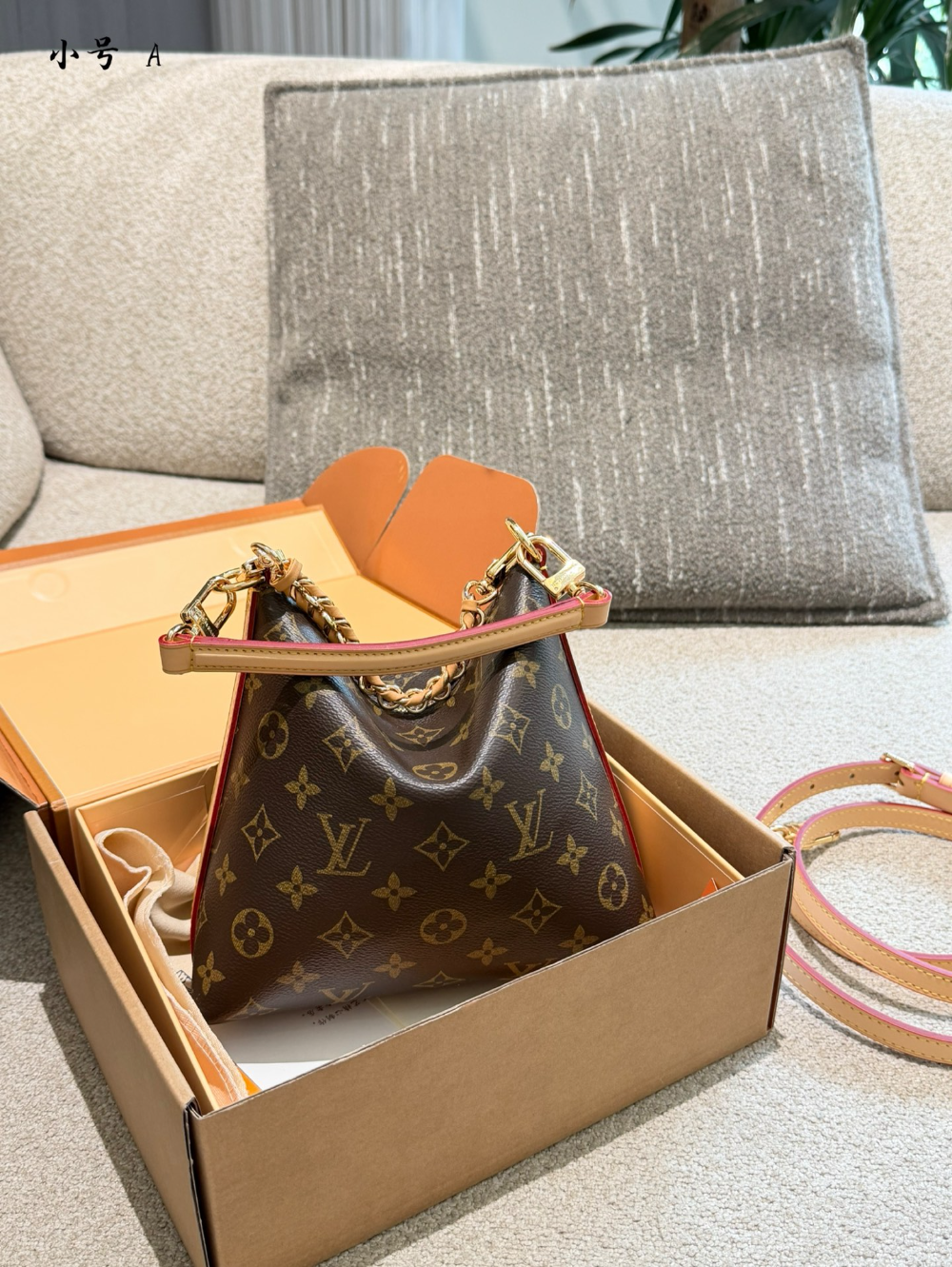 LEM575 New arrive fashion brown color bag for woman beautiful gift to choose size 18*18cm
