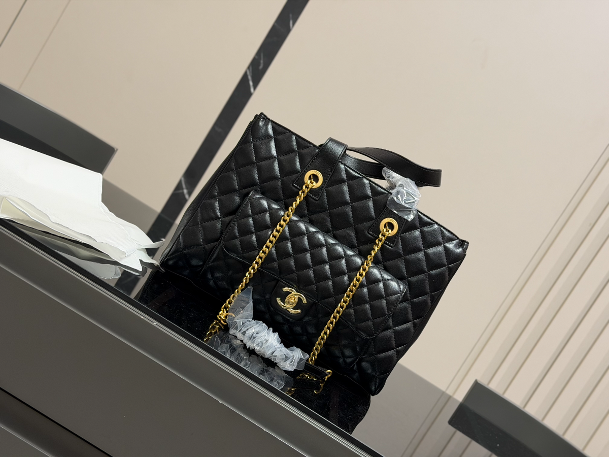 CEM373 New arrive fashion black color bag for woman beautiful gift to choose 34*25cm