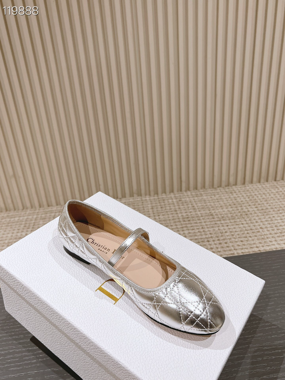 DEM346 Designer women's shoes women's flat shoes silver colors high quality sizes 35 to 42
