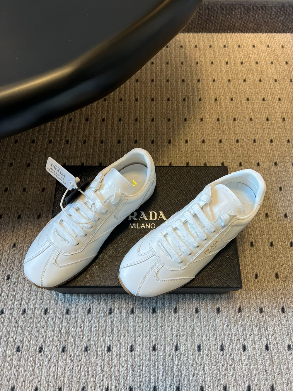 PEM06  New multi-color selection of casual shoes Lightweight and versatile suitable for both work and sports High-quality