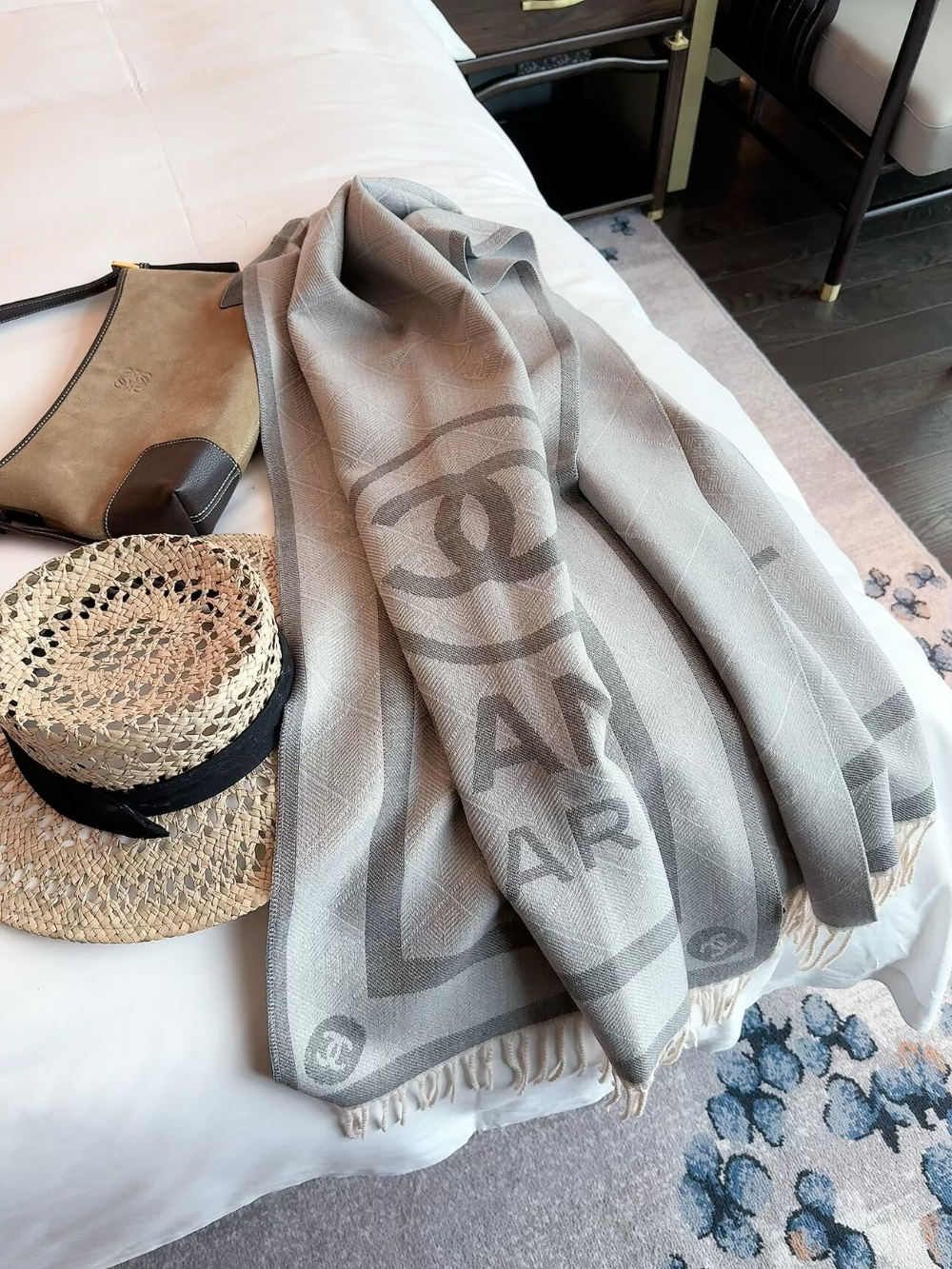 CEM388 new arrive  Hot sale grey brown  pink color fashion beautiful  scarf  for woman gift  to choose