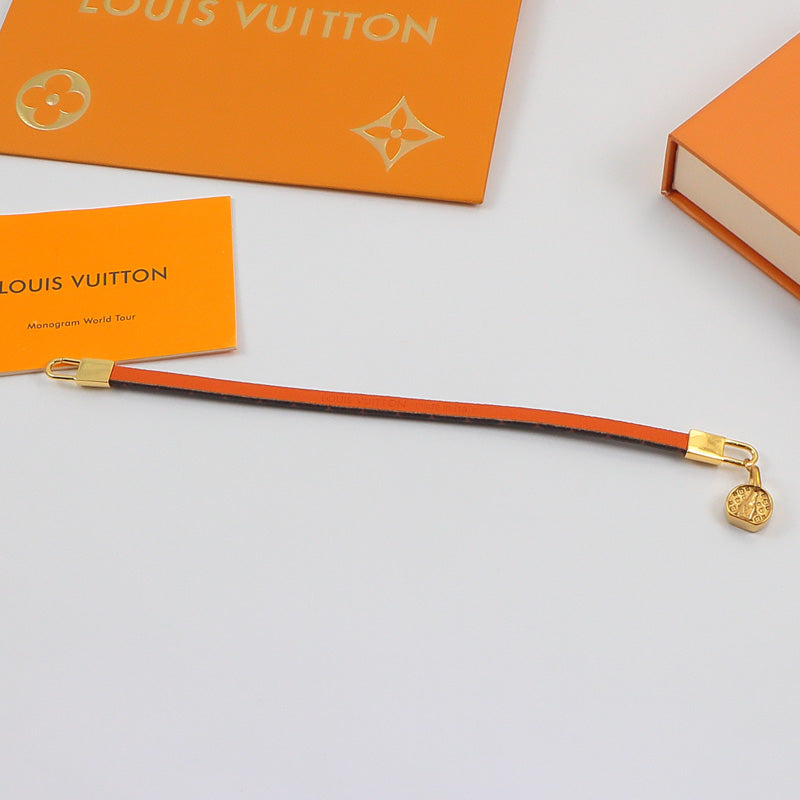 LEM307 New arrive Fashion  pendant bracelet wrapped in round cakes titanium steel bracelet couple accessories for woman