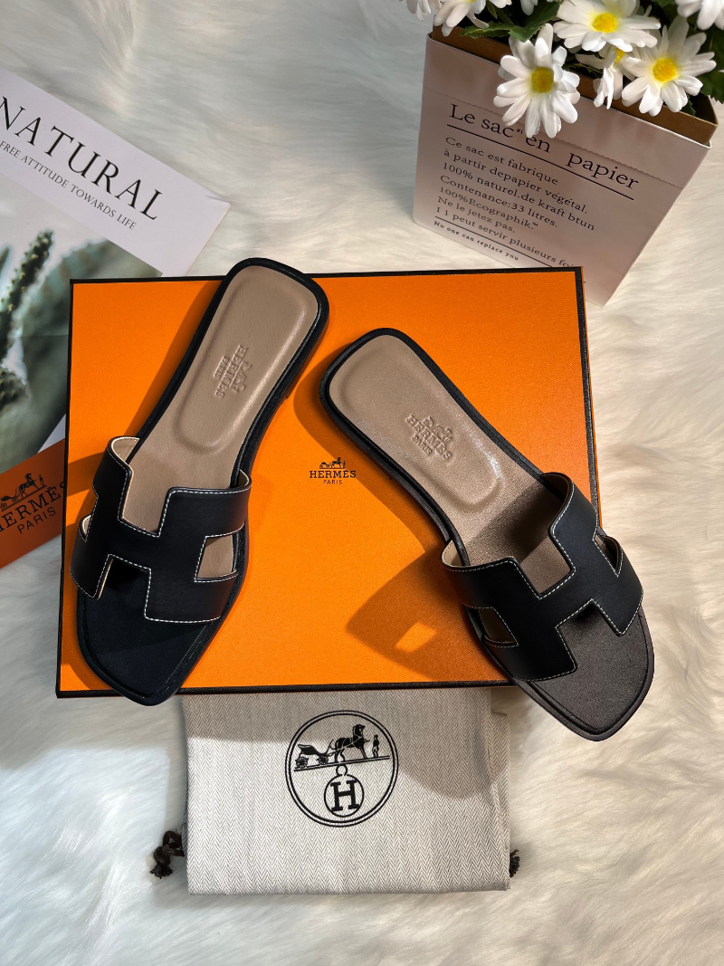HEM97 New arrive fashion white black color shose for woman Slippers, sandals beautiful gift to choose