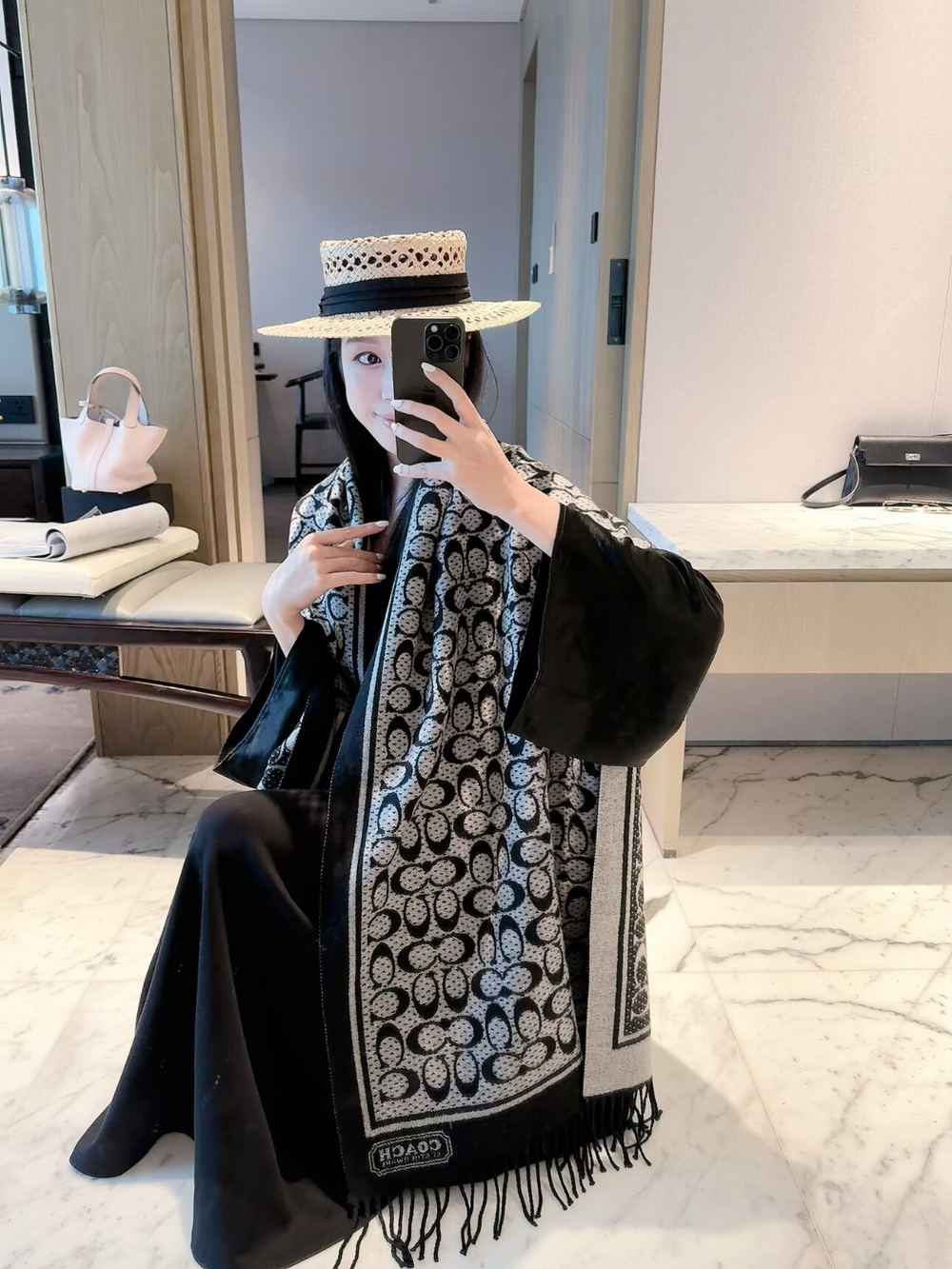 COEM18 new arrive  Hot sale grey black color fashion beautiful  scarf  for woman gift  to choose