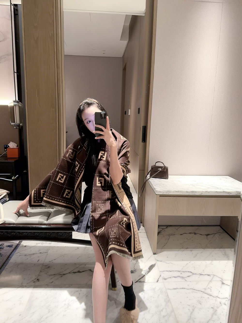 FEM31 new arrive  Hot sale brown black blue grey khaki color fashion beautiful  scarf  for woman gift  to choose