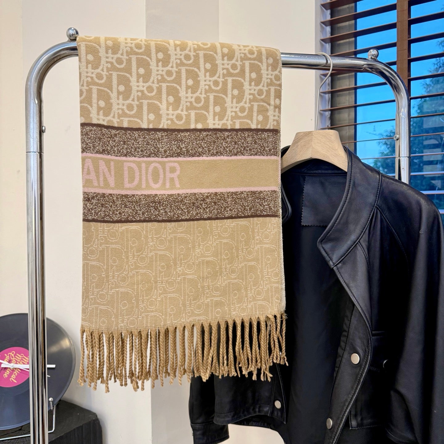 DEM233 Classic Plaid Luxury Designer Scarf 100% Cashmere Tassel Designers Scarves Scarfs Shawl Sciarpa For Winter Womens and Mens 65*180cm