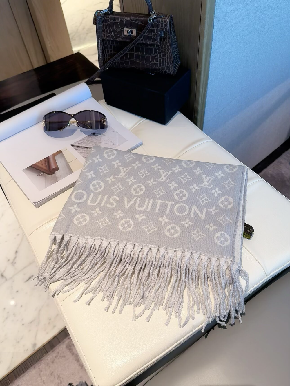LEM651 new arrive  Hot sale brown grey color fashion beautiful  scarf  for woman gift  to choose