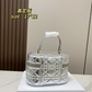 DEM349 New arrive fashion gold silver color bag for woman beautiful gift to choose