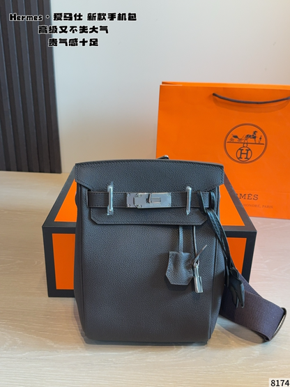 HEM124 New arrive fashion olive green black white brown gray dark blue light blue color bag for woman beautiful gift to choose gift size to choose 18*8*26cm