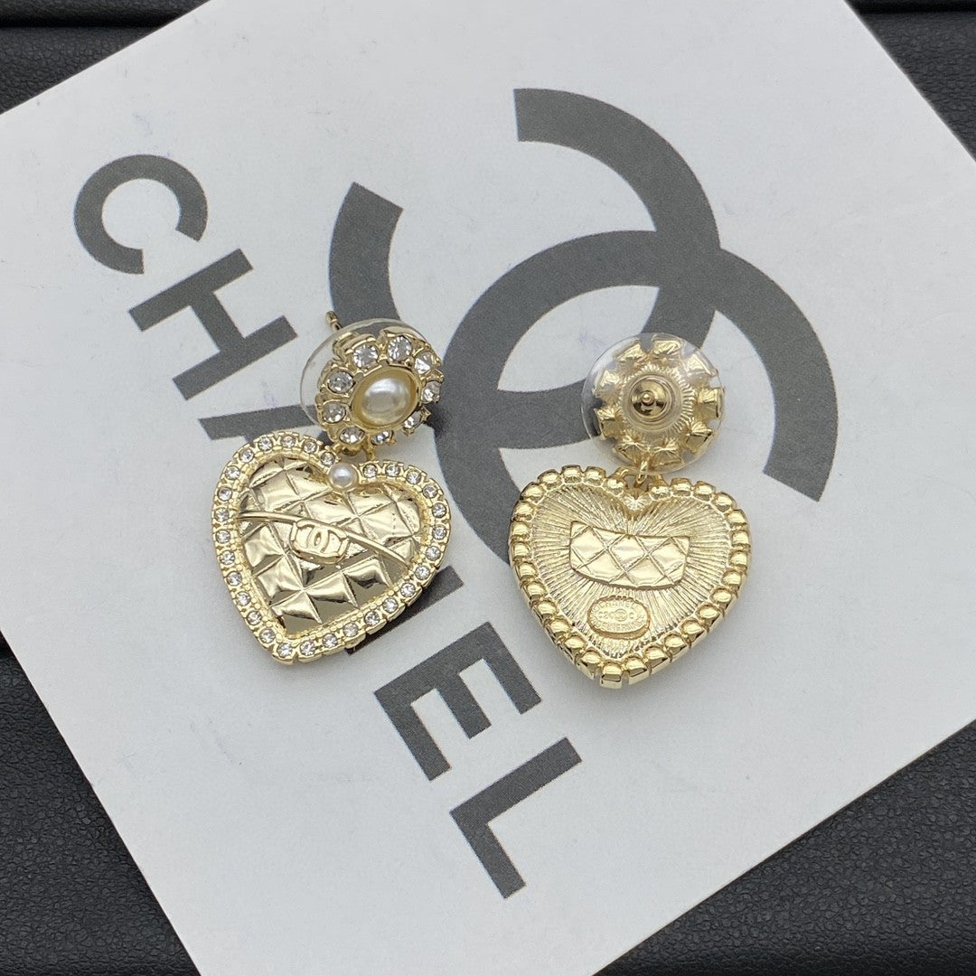 CEM212  New Arrive Fashion  Hot Sale  with Diamond Heart Earring  for Woman Jewelry To Choose Gift