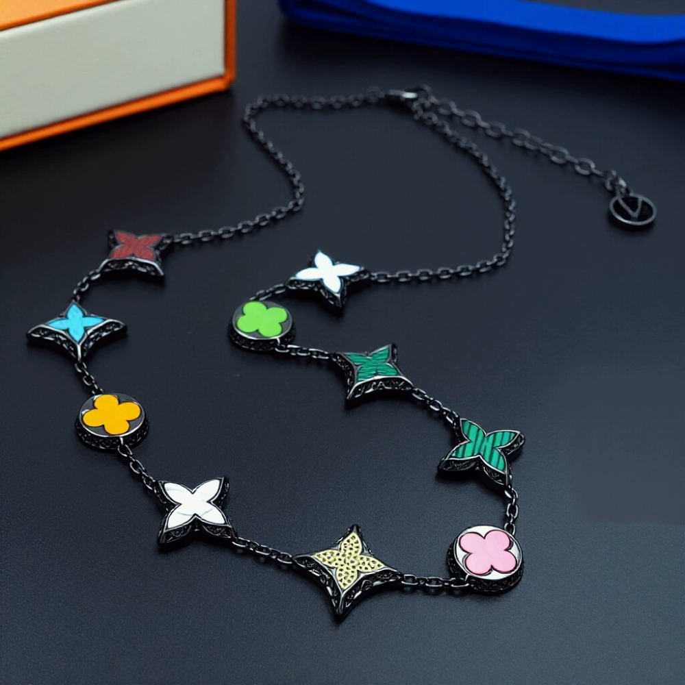 LEM468 New trendy multi-color four-leaf collar chain bracelet personalized luxury high-end accessory available as a gift option