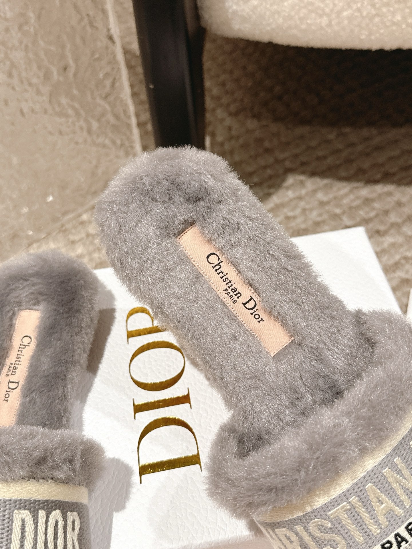 DEM236 fashion 3 color  shose for woman black and white and pink color  beautiful gift to choose