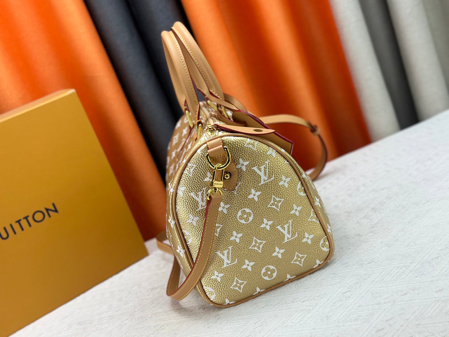 LEM291 designer bag free shipping Light luxury genuine leather High quality casual Boston bag versatile classic vintage handbag for woman 25cm