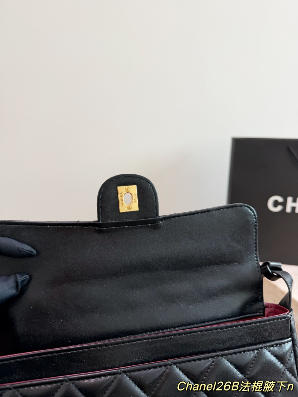 CEM487 New arrive fashion black red bag for woman hands bag beautiful gift to choose gift 25x11 cm