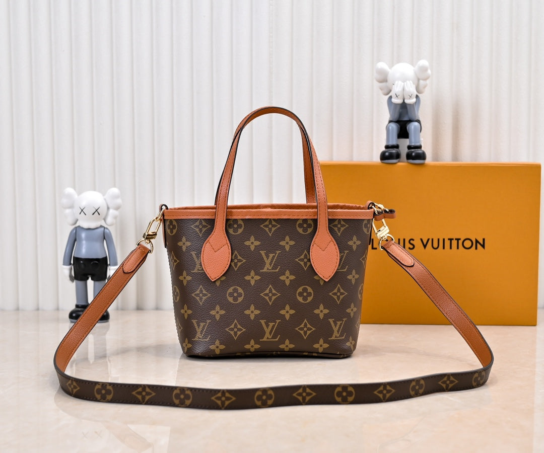 LEM368 New arrive fashion Travel design bag for woman beautiful gift to choose gift 24x14x9cm