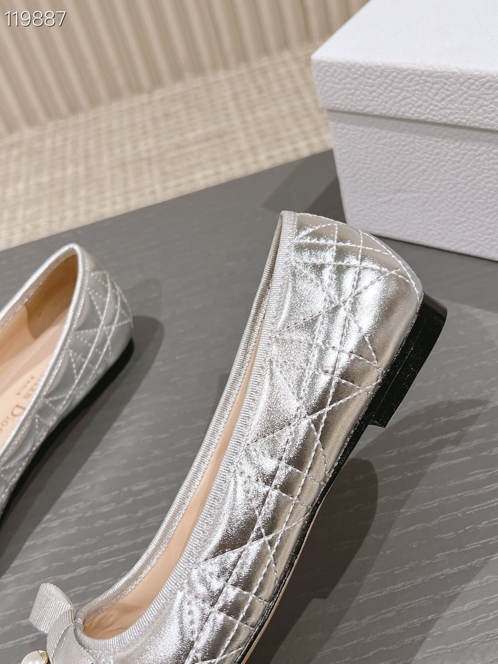 DEM346 Designer women's shoes women's flat shoes silver colors high quality sizes 35 to 42