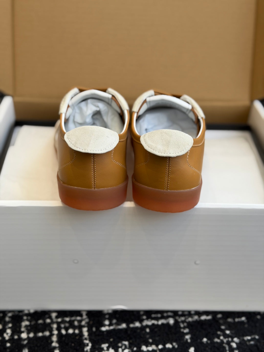 CEM278  classic fashion white  color  shose for woman lover shose color  beautiful gift to choose
