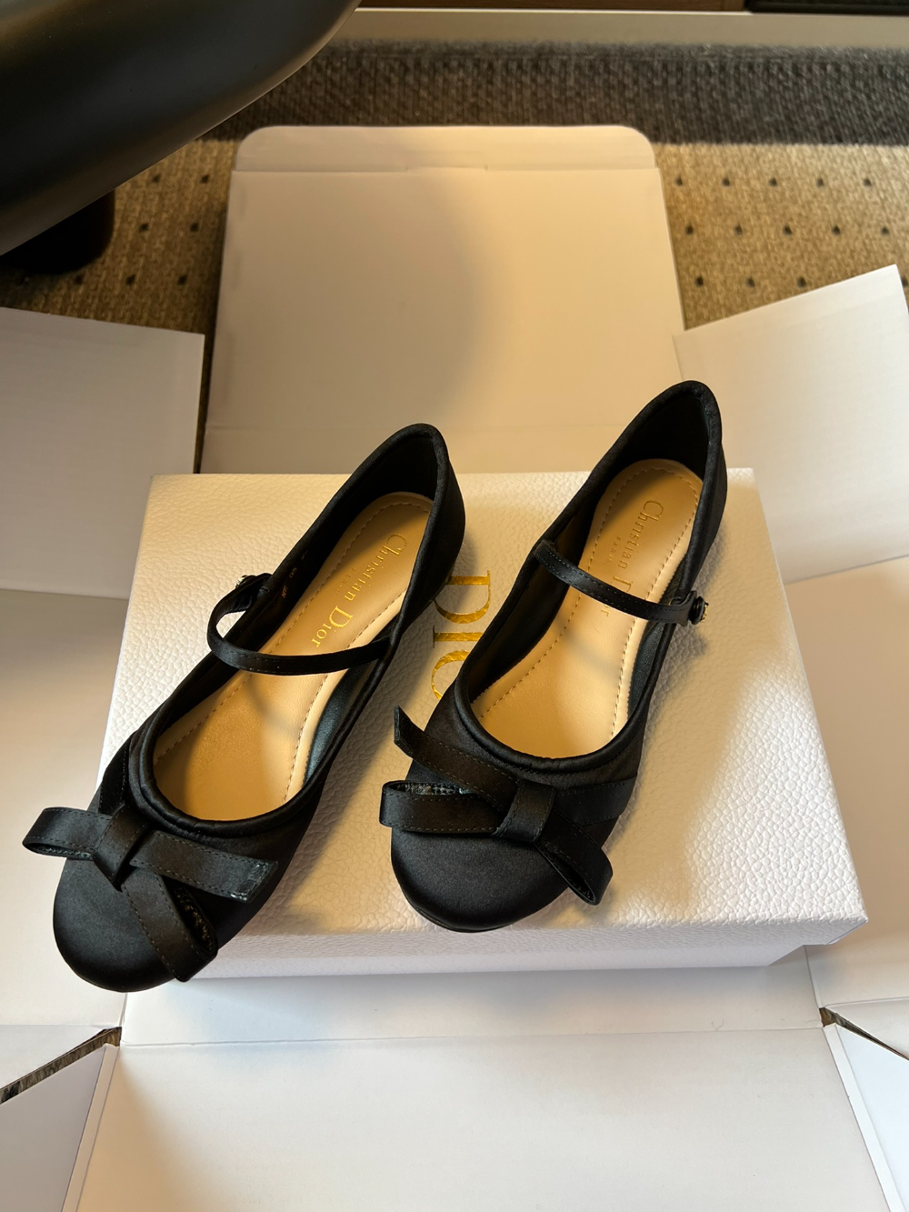 CEM298 New satin low-heeled Mary Jane shoes - Butterfly knot flat style fashionable and gentle women's shoes The color is exquisite and it is an excellent gift choice