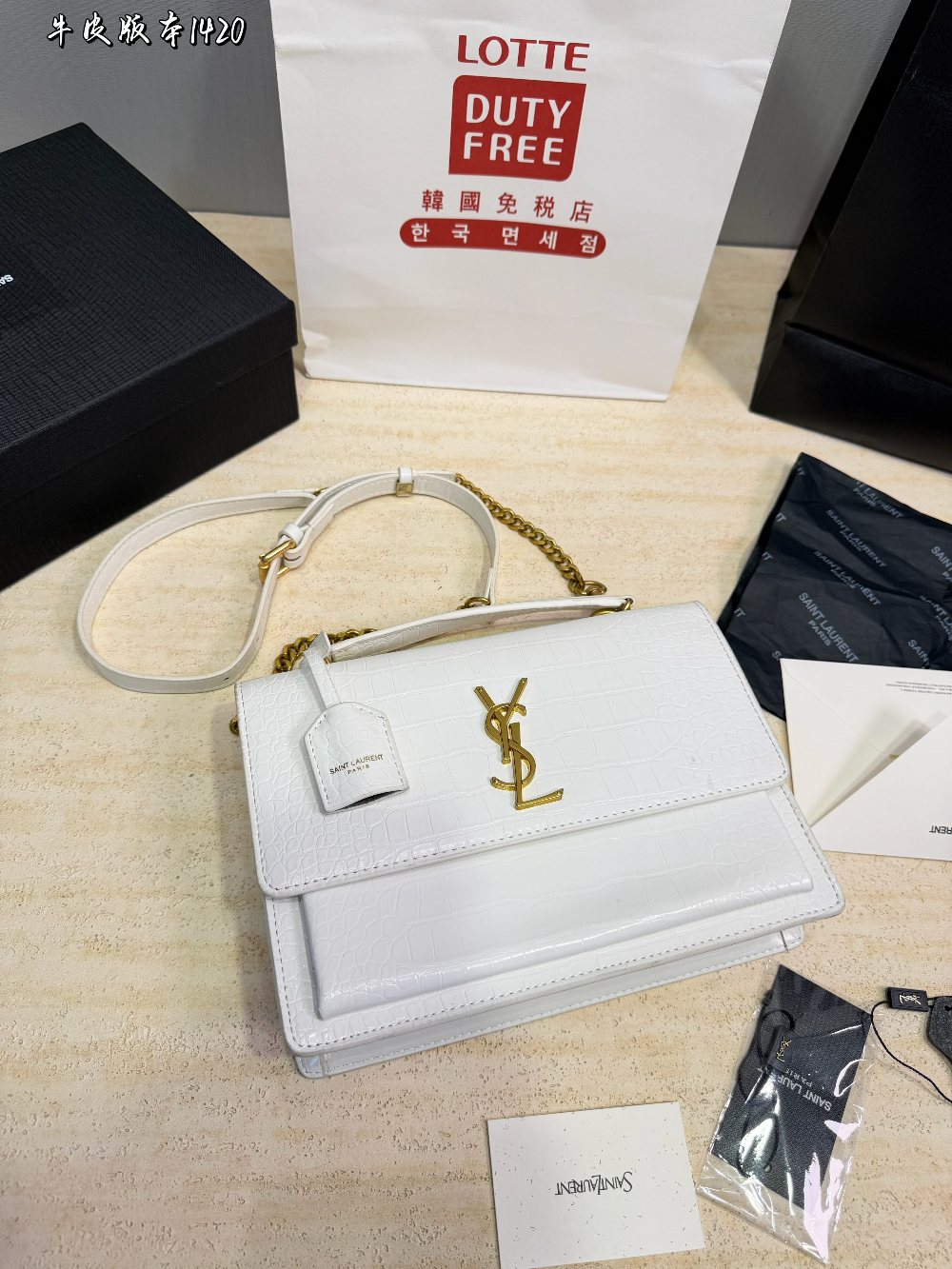 YLEM23 New arrive fashion black white brown bag for woman hands bag beautiful gift to choose gift 25*18cm