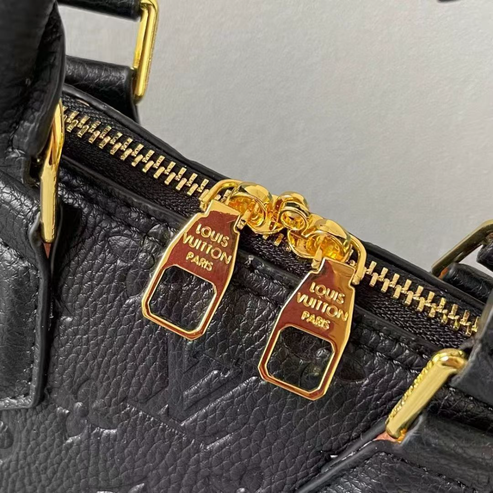 LEM457 New arrive fashion black bag for woman hands bag beautiful gift to choose gift 25.0x18.0x12.0 cm