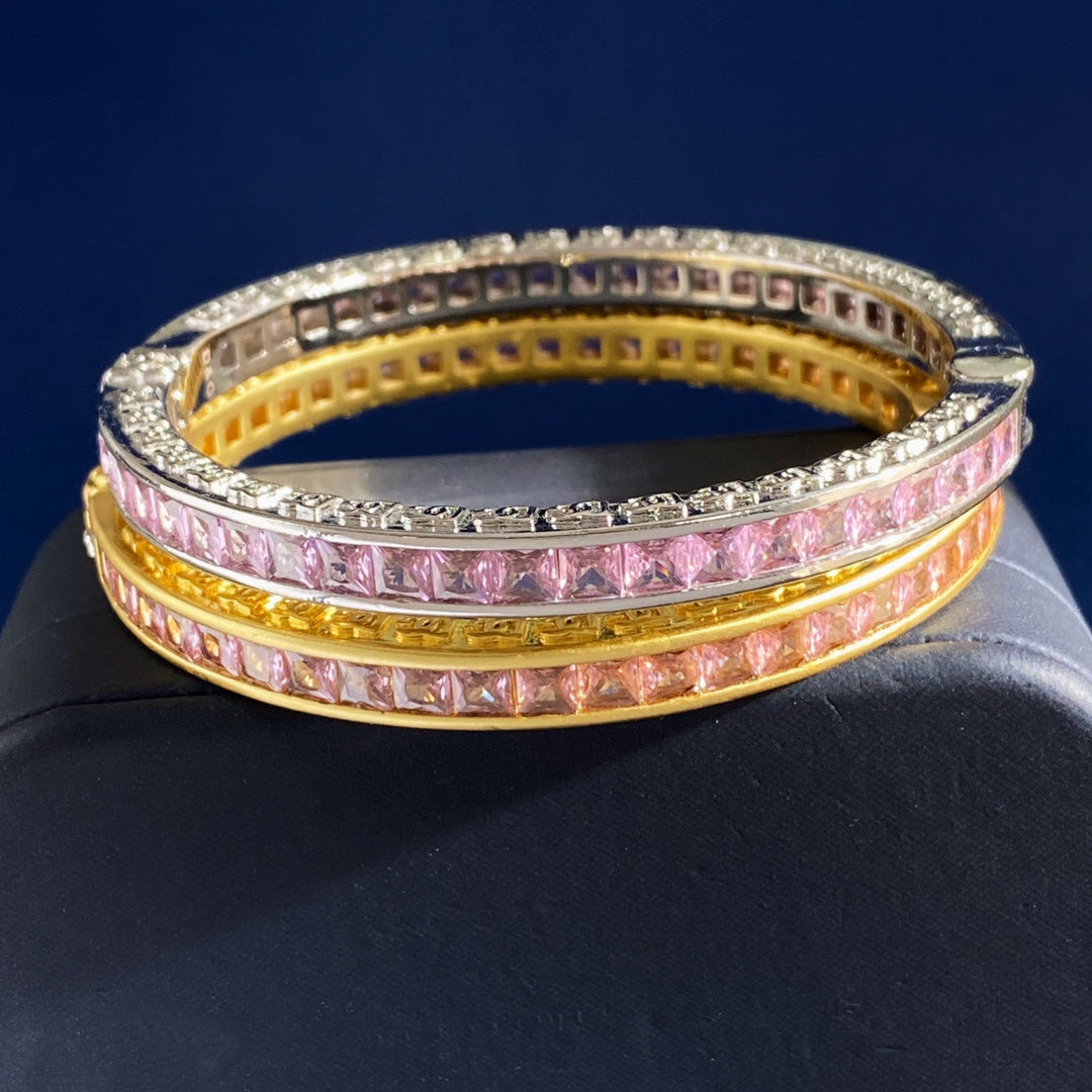 DGEM01 New Arrive Fashion  Hot Sale  Brass Crystal Square Diamond Love Braclet for Woman Jewelry To Choose Gift