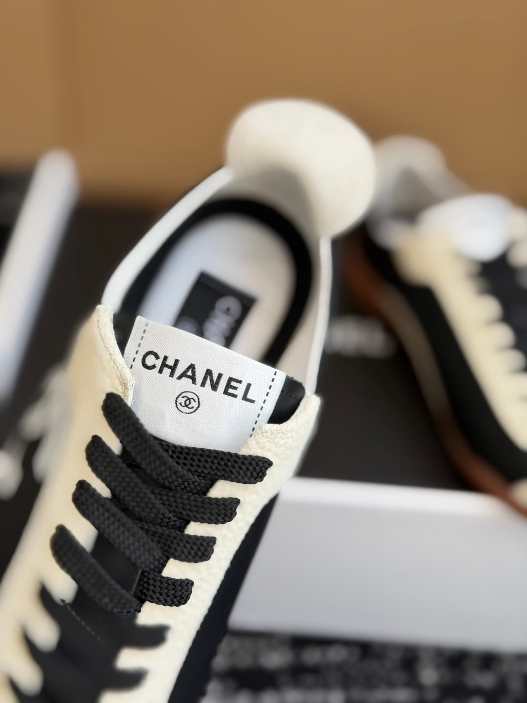 CEM278  classic fashion white  color  shose for woman lover shose color  beautiful gift to choose
