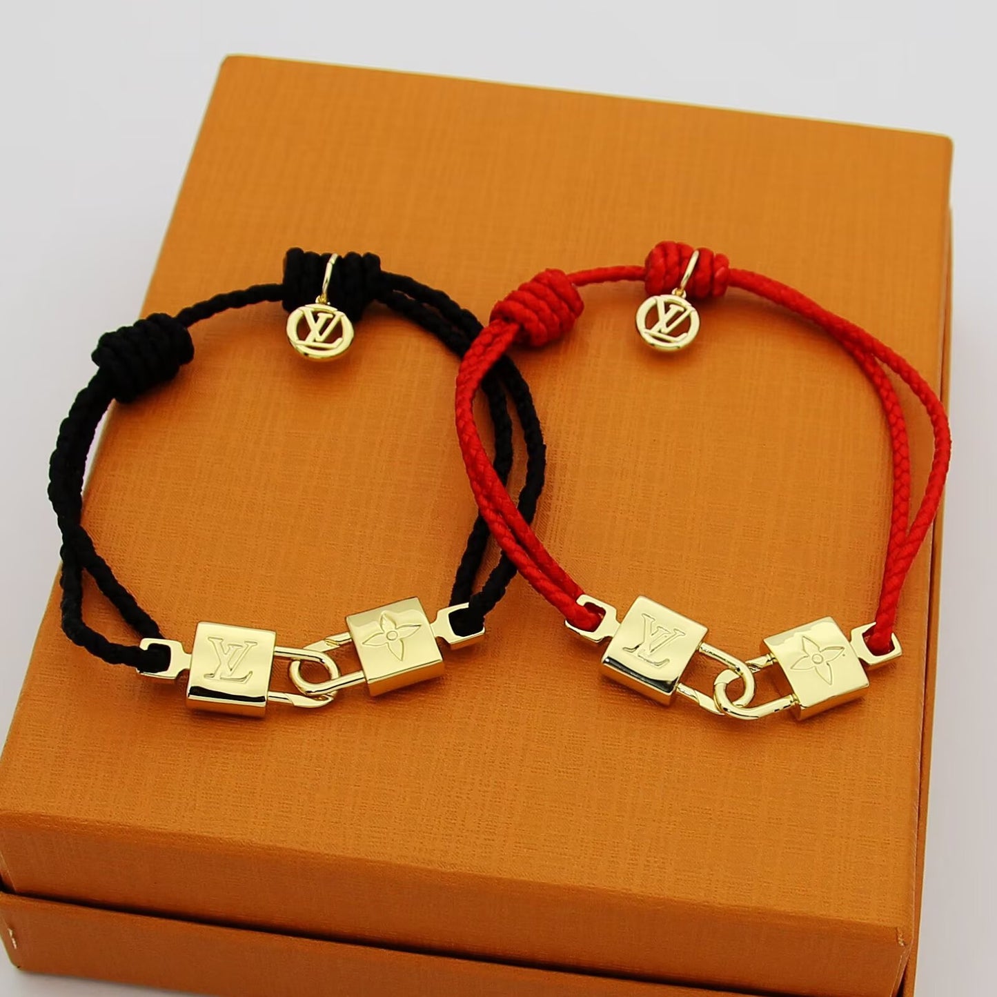 LEM312 Classic bracelet Brand Designer lock black and red  Love bracelet bangles Promise Jewelry