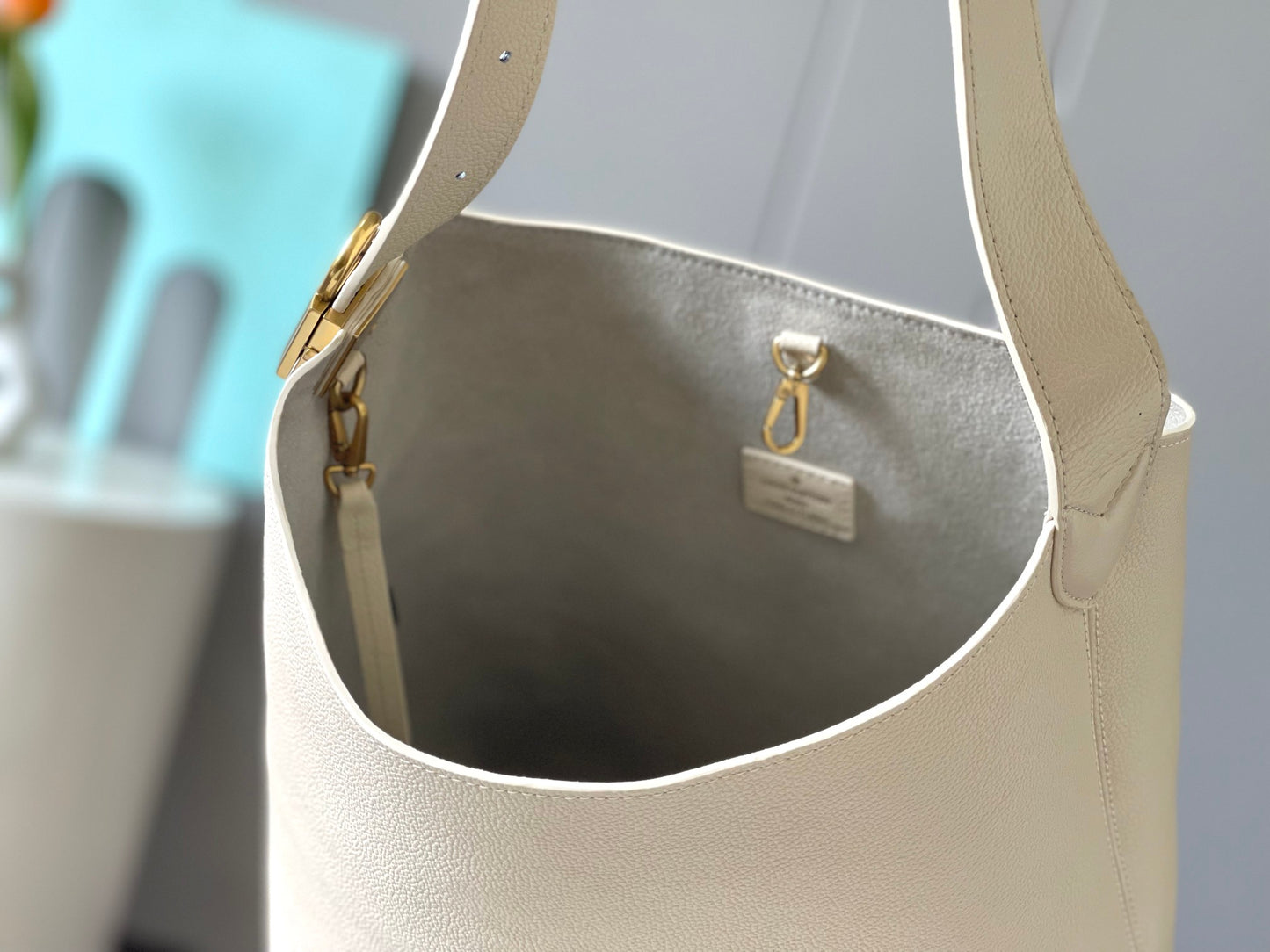 LEM346 Original Epsom Head  top quality bag New Genuine Leather Women's Crossbody Stewardess