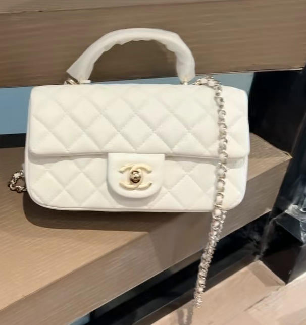 CEM250 designer shoulder bags classic shoulder strap sheepskinflap bag crossbody shoulder bag black white pink red color bag 20cm