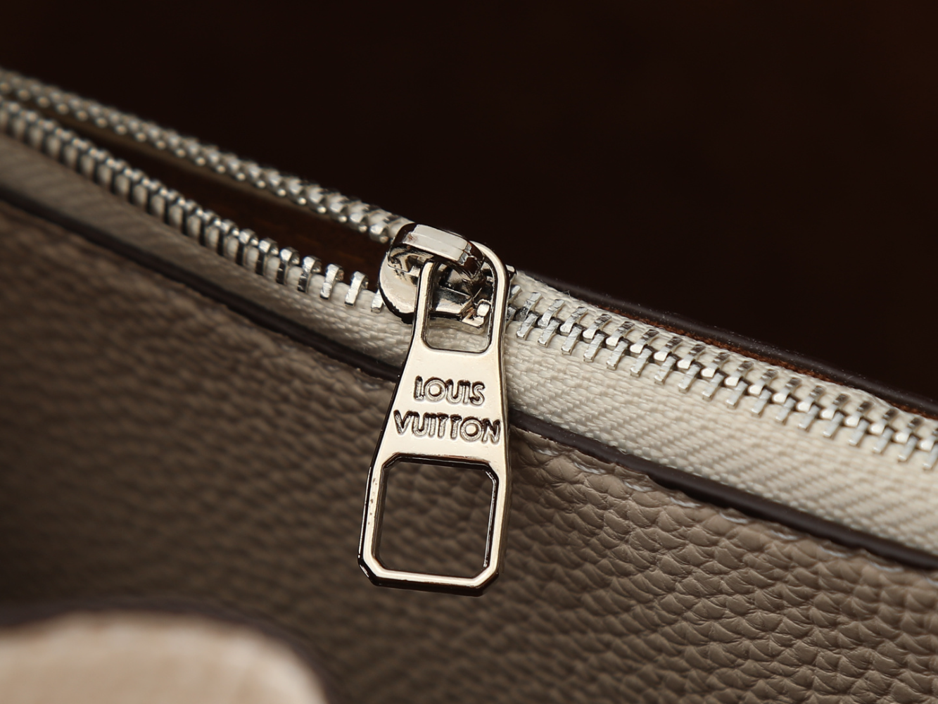 LEM486 New arrive fashion black white brown bag for woman hands bag beautiful gift to choose gift 25 x 25 x 20cm