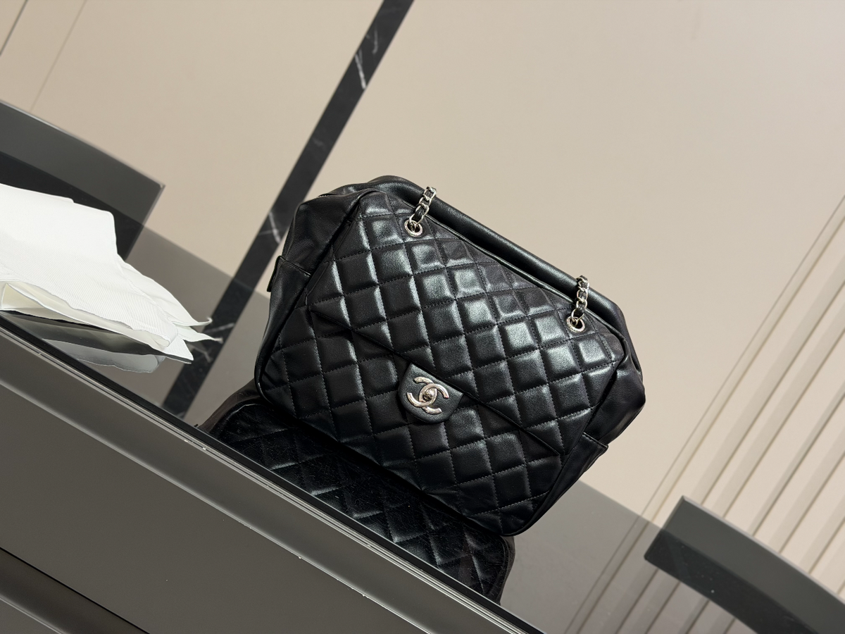 CEM372 New arrive fashion black color bag for woman beautiful gift to choose 30*24cm