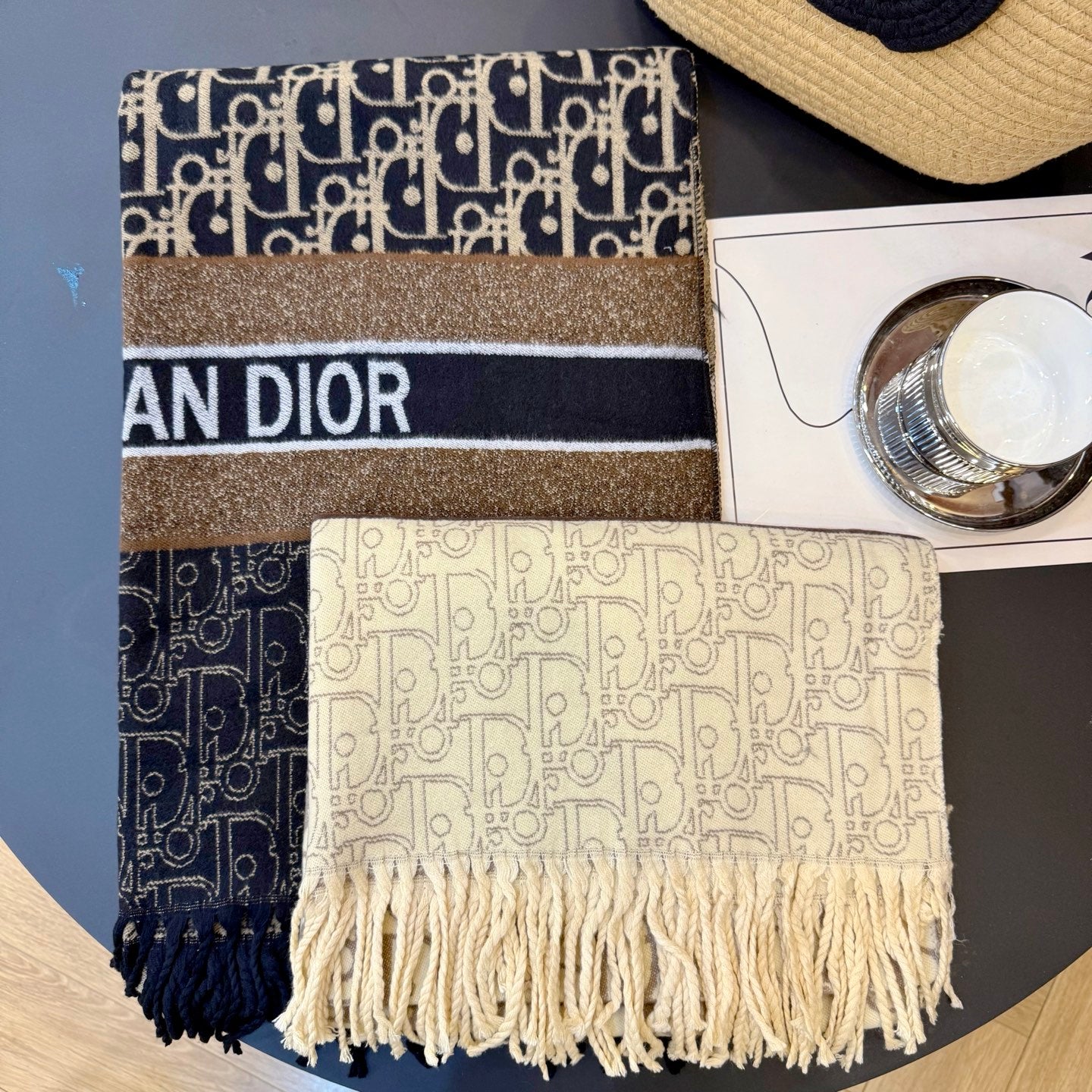 DEM233 Classic Plaid Luxury Designer Scarf 100% Cashmere Tassel Designers Scarves Scarfs Shawl Sciarpa For Winter Womens and Mens 65*180cm