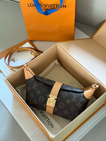 LEM315  New Arrive Hot Sale design  Fashion Bag It Come with Box 21.5*12cm