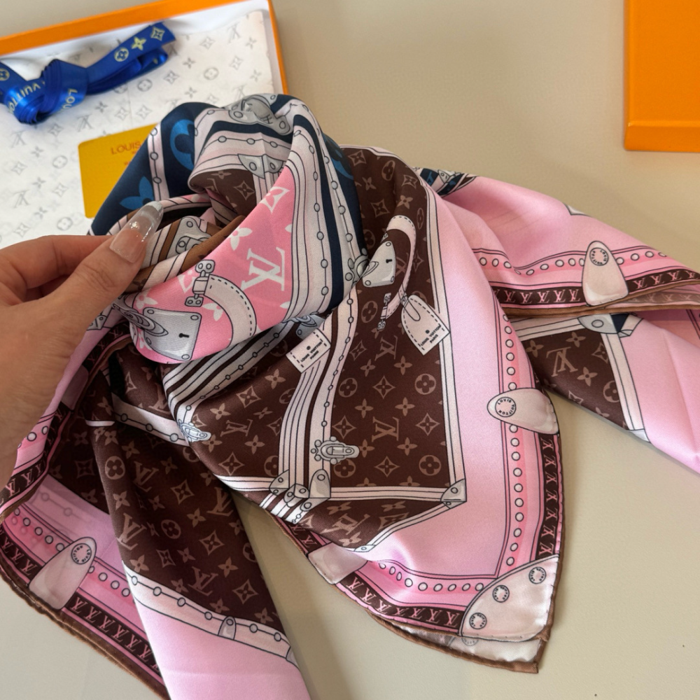LEM445 new arrive Hot sale white black pink color fashion beautiful scarf for woman gift to choose size  90*90cm