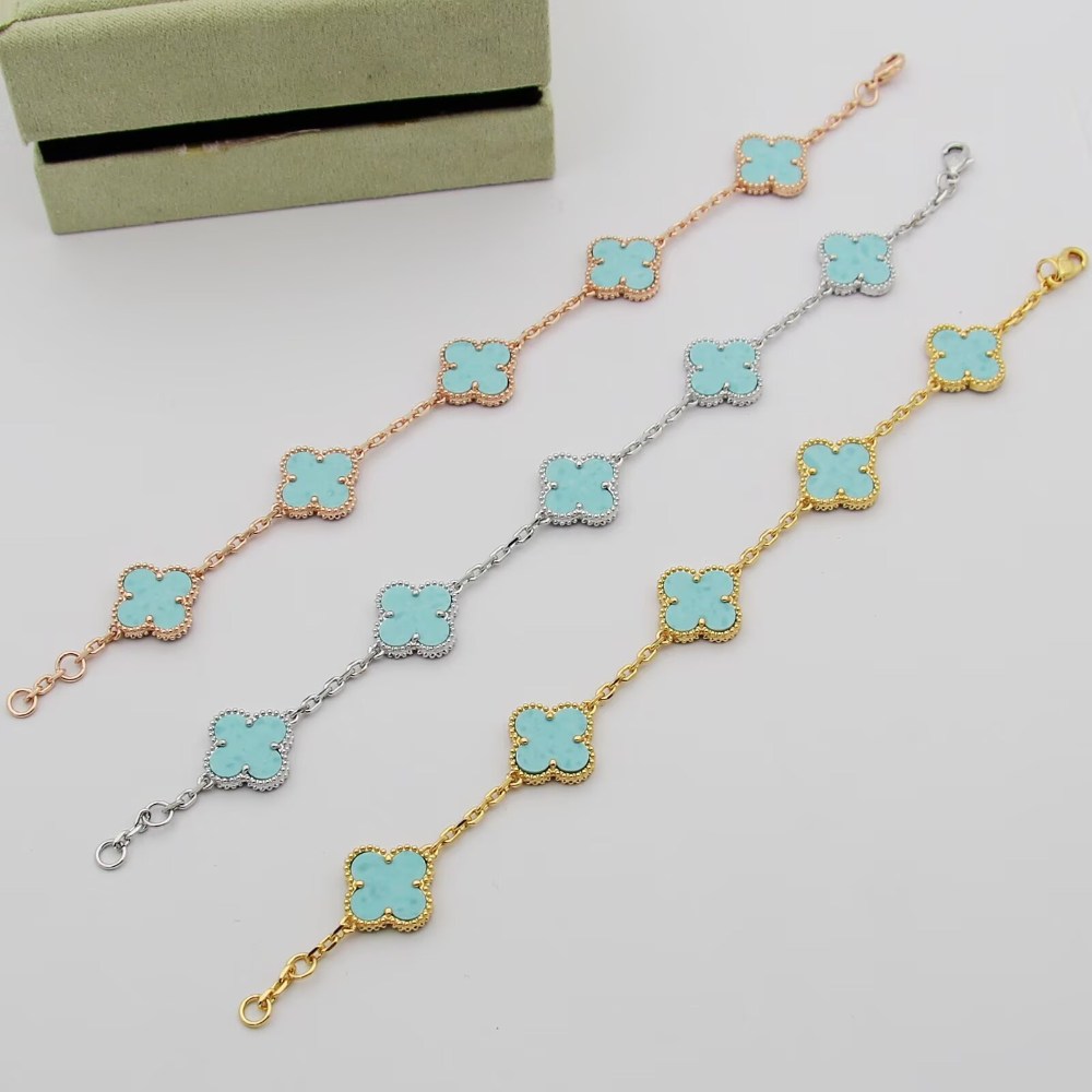 VAEM22 New trendy four-leaf collar chain bracelet personalized luxury high-end accessory available as a gift option