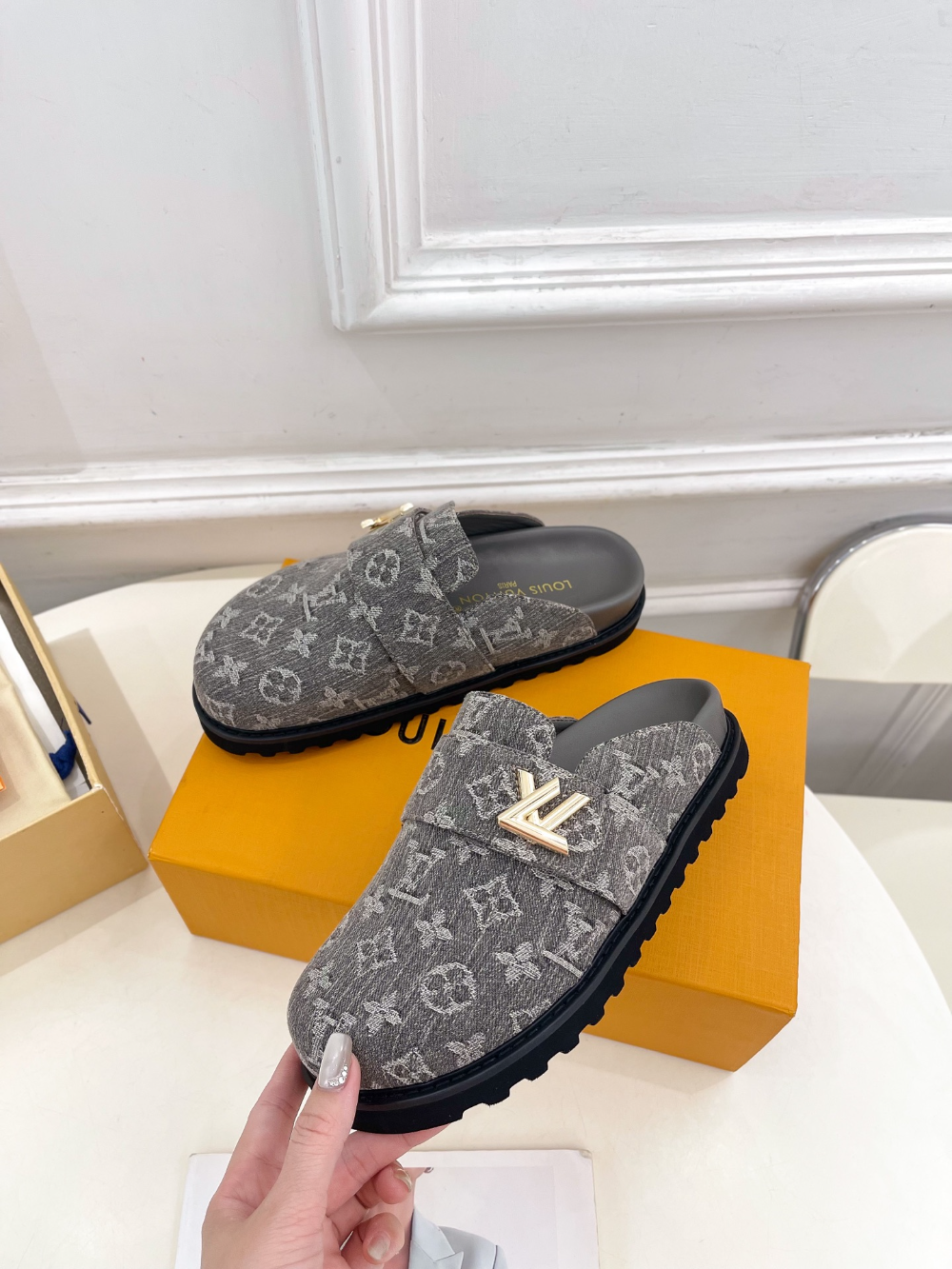 LEM451  Designer women Slippers sandals shoes for women high quality size 35 to 41